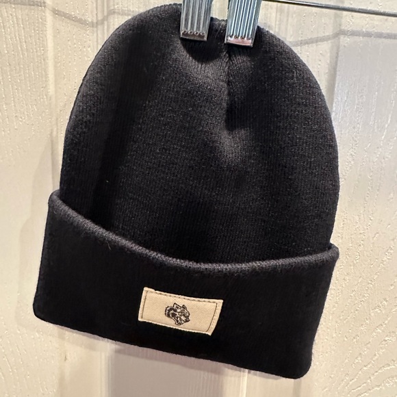 Darc Sport Other - DARC sport wolves beanie